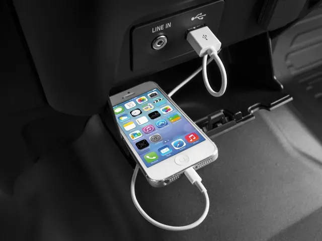 2017 Ford F-150 | Photo 12 of 17