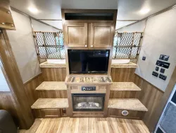 2021 SMC Stock LQ | Thumbnail Photo 6 of 23