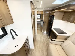2027 Newmar Freedom Aire 2512 | Thumbnail Photo 4 of 25