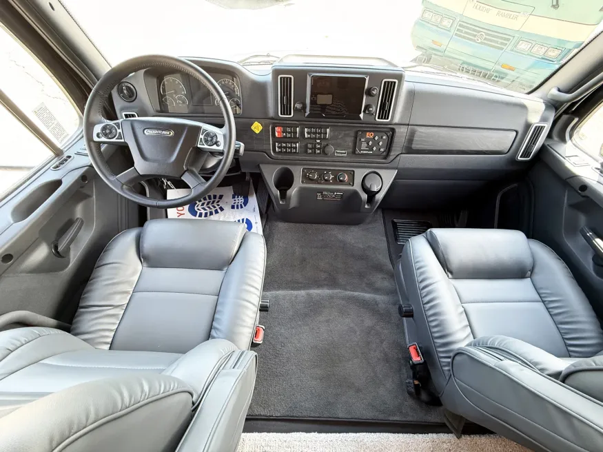 2026 Renegade Verona 36VSB | Photo 6 of 28