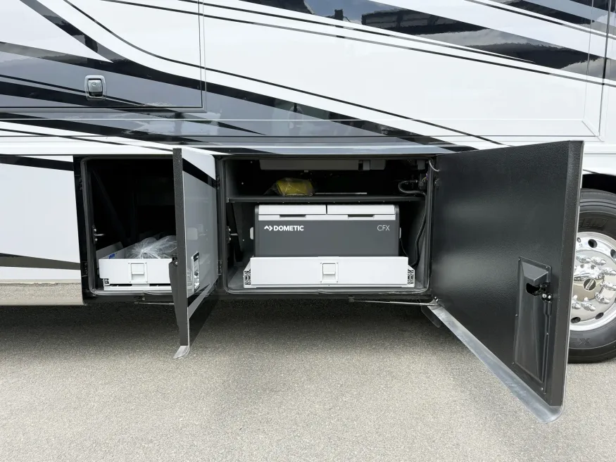 2026 Newmar Dutch Star 4369 | Photo 27 of 34