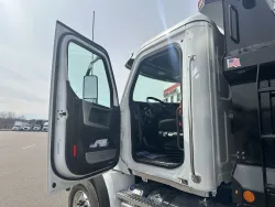 2027 Western Star 47X | Thumbnail Photo 9 of 15