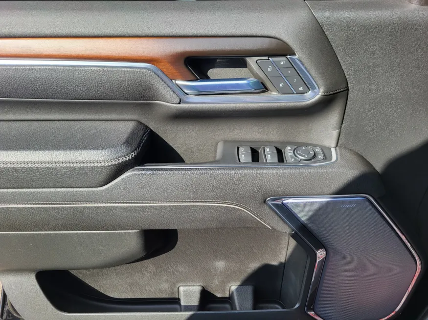 2024 GMC Sierra 2500HD Denali | Photo 18 of 25