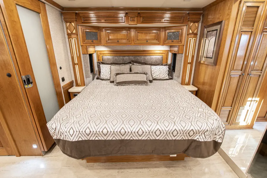 2020 Newmar Dutch Star 4369 | Photo 26 of 55