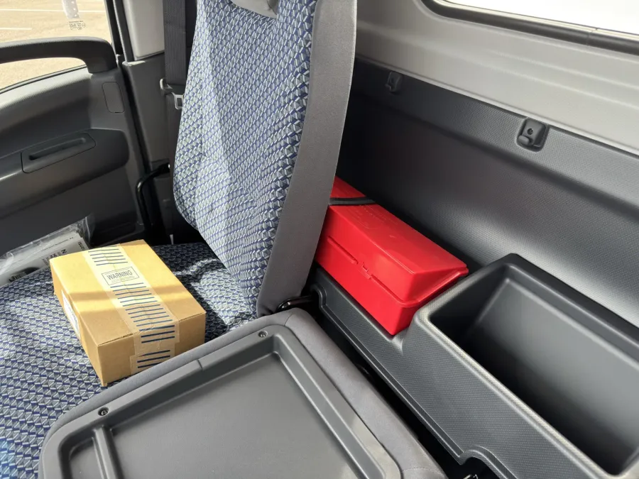 2025 Isuzu NRR GAS | Photo 23 of 24