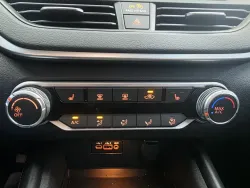2022 Nissan Altima 2.5 SR | Thumbnail Photo 22 of 23