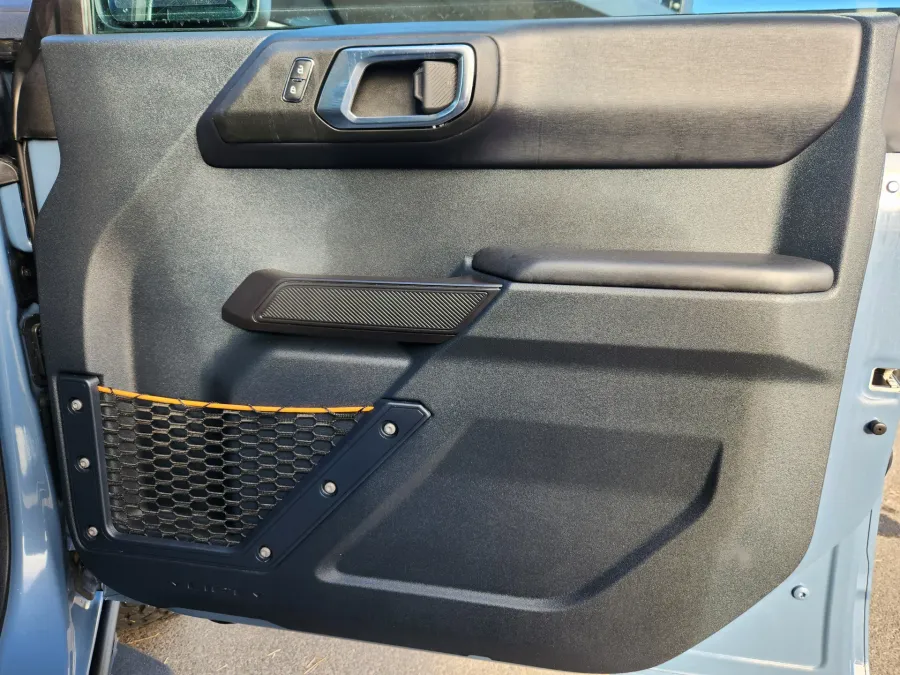 2024 Ford Bronco Badlands | Photo 16 of 31