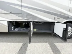 2026 Newmar Ventana 3512 | Thumbnail Photo 21 of 26