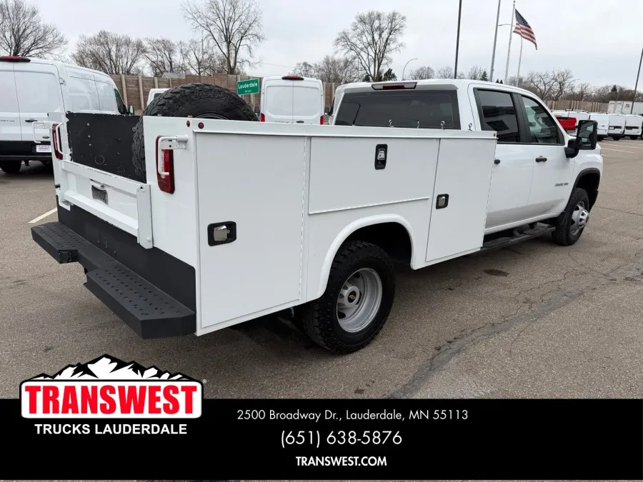 2023 Chevrolet Silverado 3500HD Work Truck | Photo 4 of 25