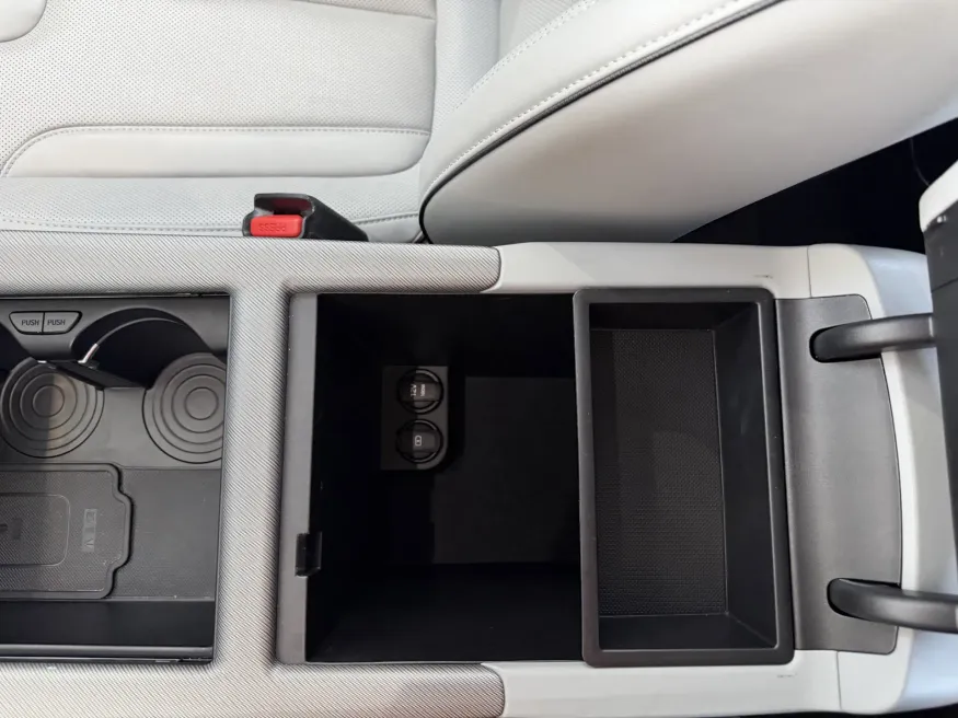 2025 Hyundai Palisade SEL | Photo 24 of 26