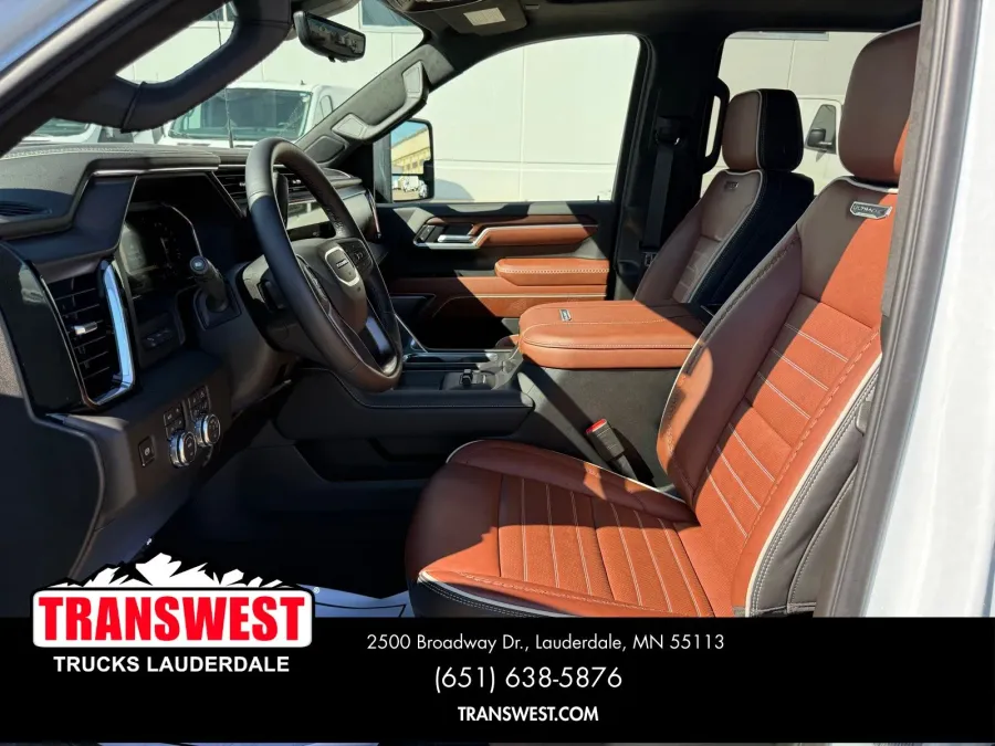 2026 GMC Sierra 3500HD Denali Ultimate | Photo 4 of 22