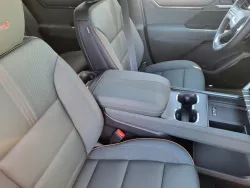 2026 GMC Acadia AT4 | Thumbnail Photo 12 of 27