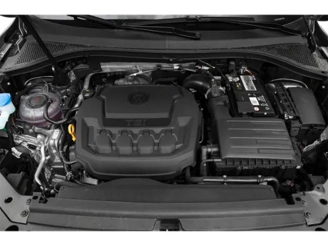 2019 Volkswagen Tiguan | Photo 8 of 12