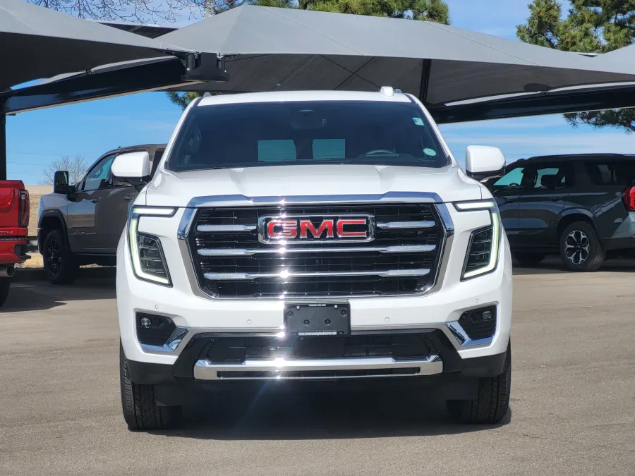 2026 GMC Yukon XL Elevation | Photo 1 of 26