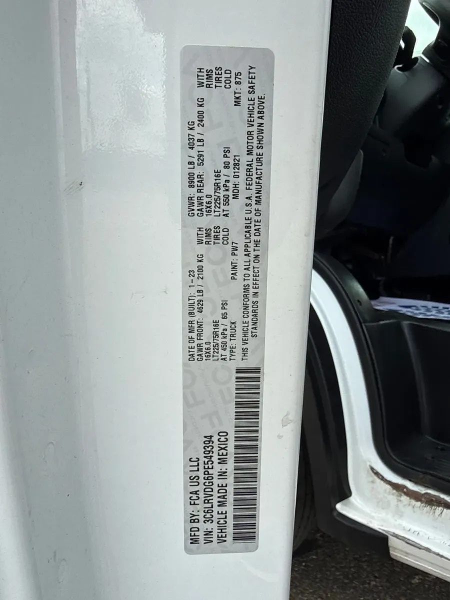 2023 RAM ProMaster 2500 High Roof | Photo 14 of 15