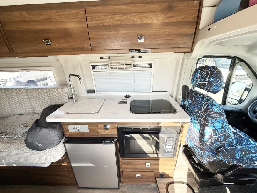 2022 Winnebago Travato 59K | Photo 4 of 9