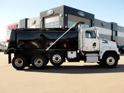 2018 Western Star 4700 | Thumbnail Photo 4 of 22
