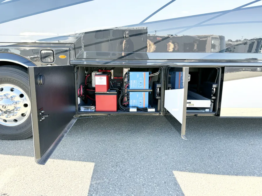 2026 Newmar Essex 4551 | Photo 34 of 33