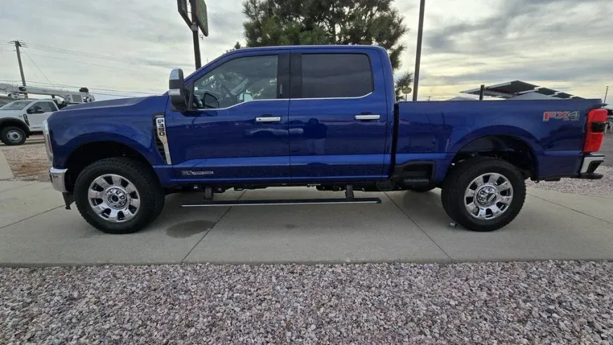 2026 Ford Super Duty F-350 | Photo 3 of 36