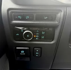 2023 Ford F-150 | Thumbnail Photo 14 of 31