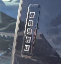 2023 Ford F-150 | Thumbnail Photo 12 of 31