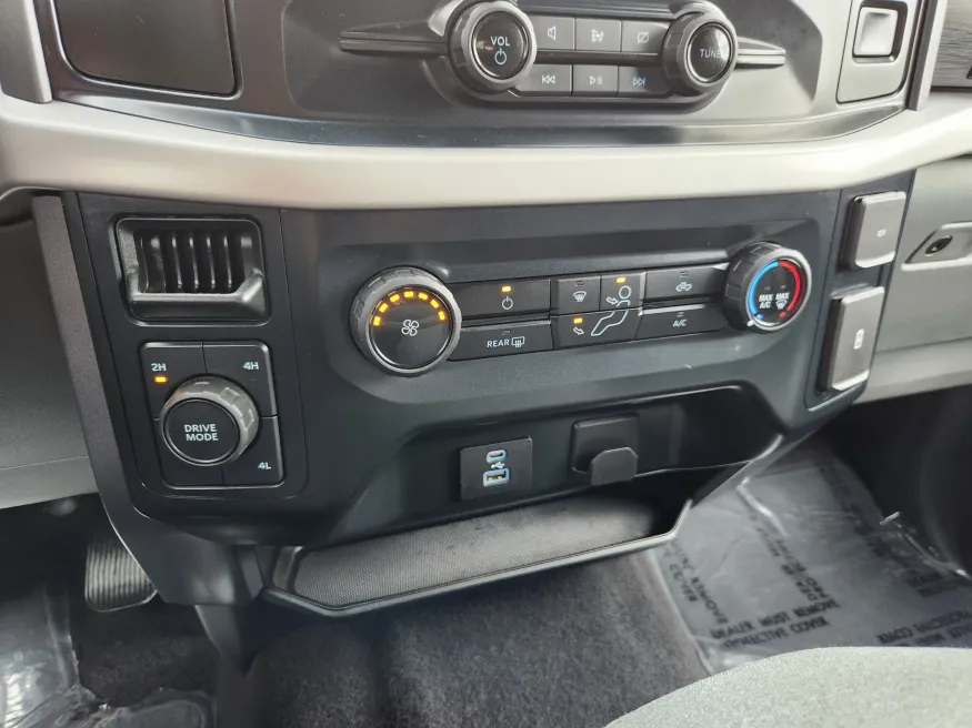 2023 Ford F-150 XL | Photo 28 of 30