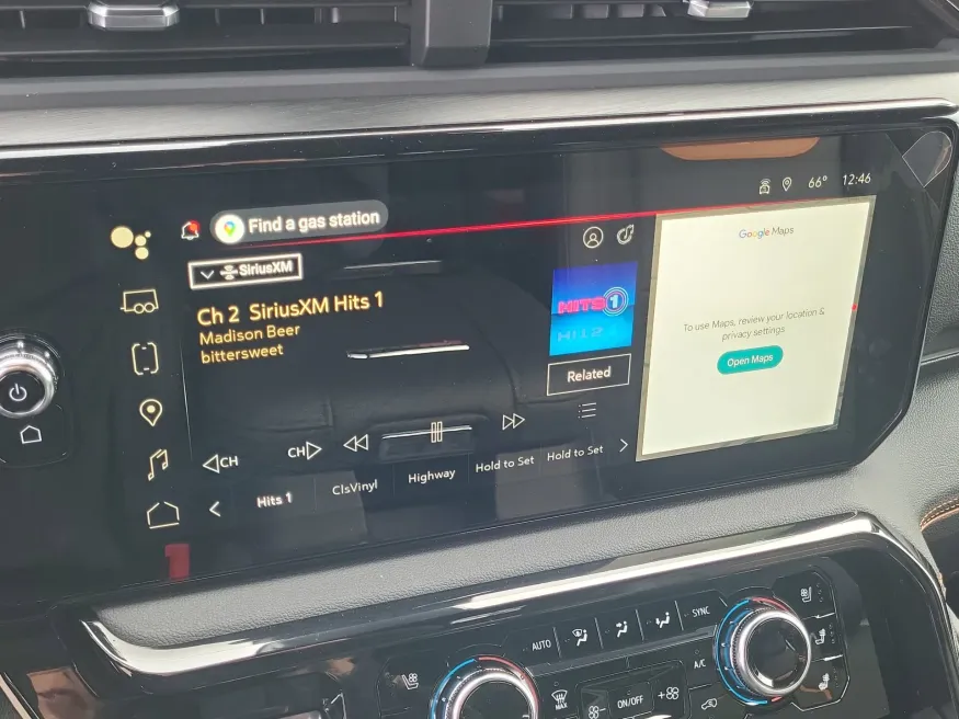 2026 GMC Sierra 2500HD AT4 | Photo 14 of 23