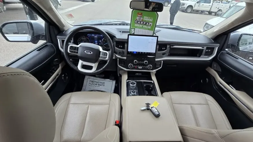 2022 Ford Expedition Max | Photo 30 of 35