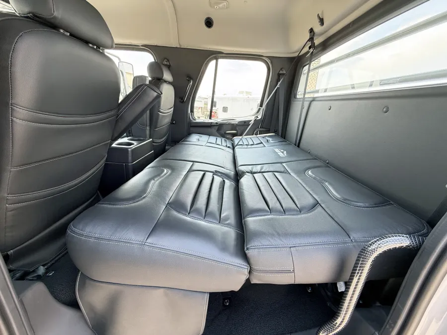 2025 Freightliner M2 106 Plus Summit Hauler | Photo 13 of 26