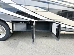 2024 Newmar Bay Star 3626 | Thumbnail Photo 25 of 31