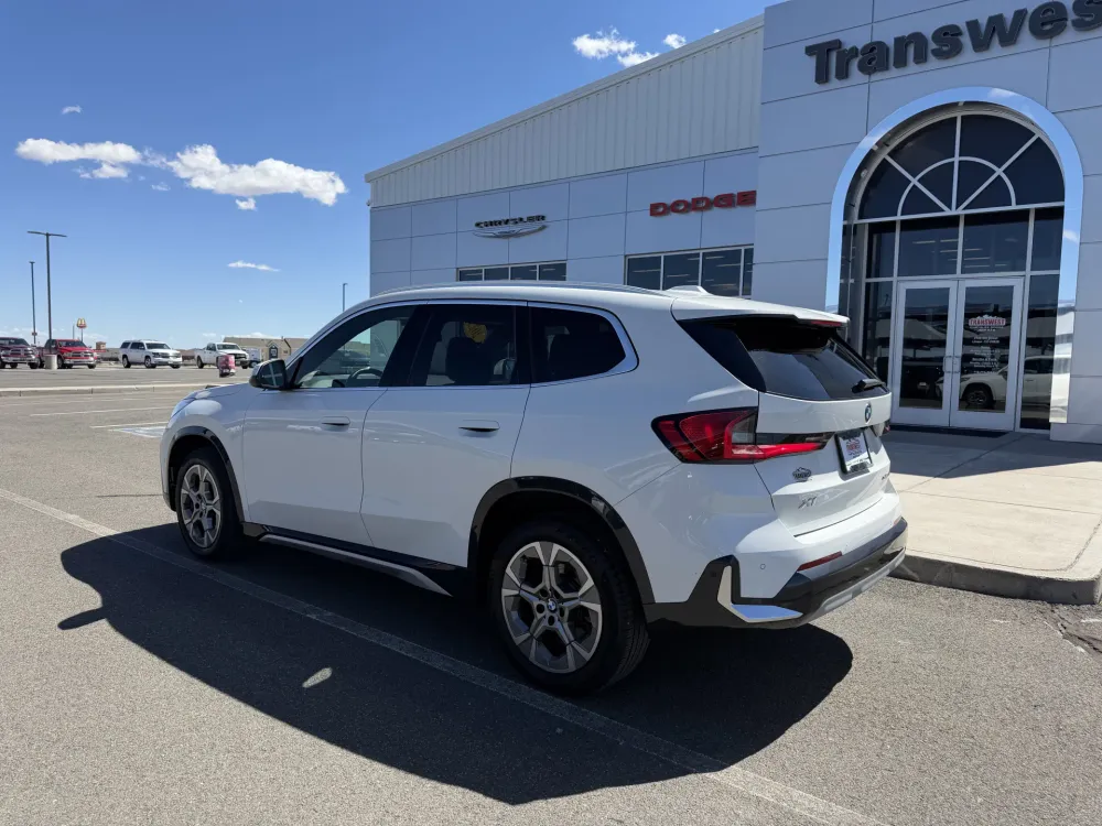 2025 BMW X1 xDrive28i's photo