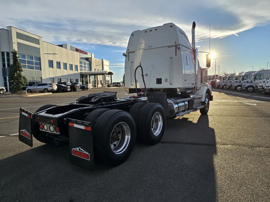 2021 Western Star 4900SA | Photo 8 of 20