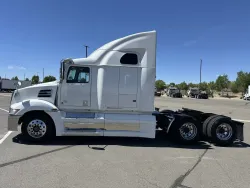 2022 Western Star 5700XE | Thumbnail Photo 8 of 22