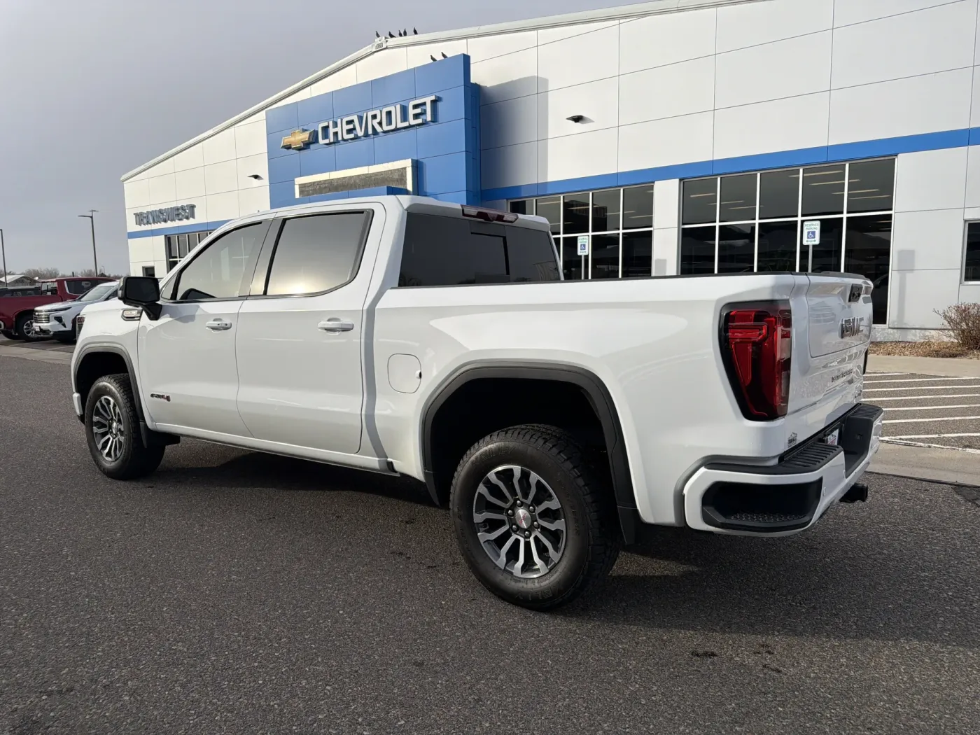 2023 GMC Sierra 1500 AT4 | Photo 2 of 22