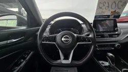 2024 Nissan Altima | Thumbnail Photo 13 of 27