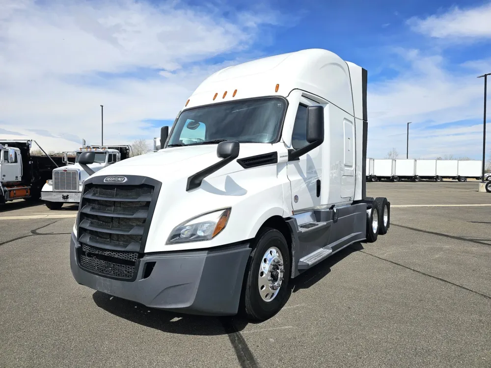 2023 Freightliner Cascadia