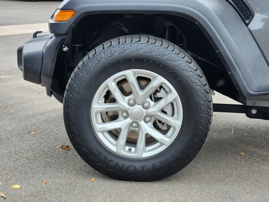 2023 Jeep Wrangler Sport S | Photo 18 of 28