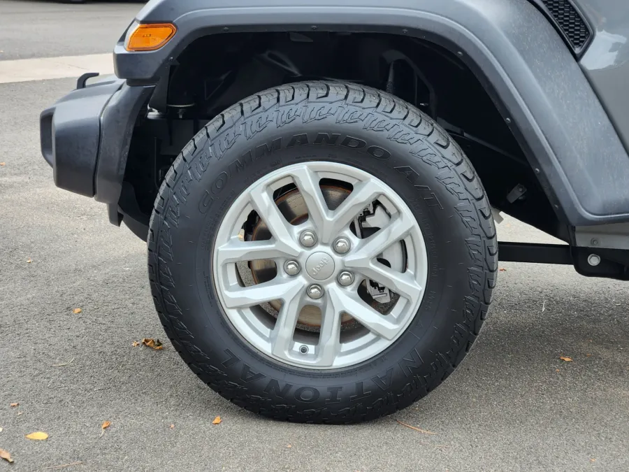 2023 Jeep Wrangler Sport S | Photo 18 of 28