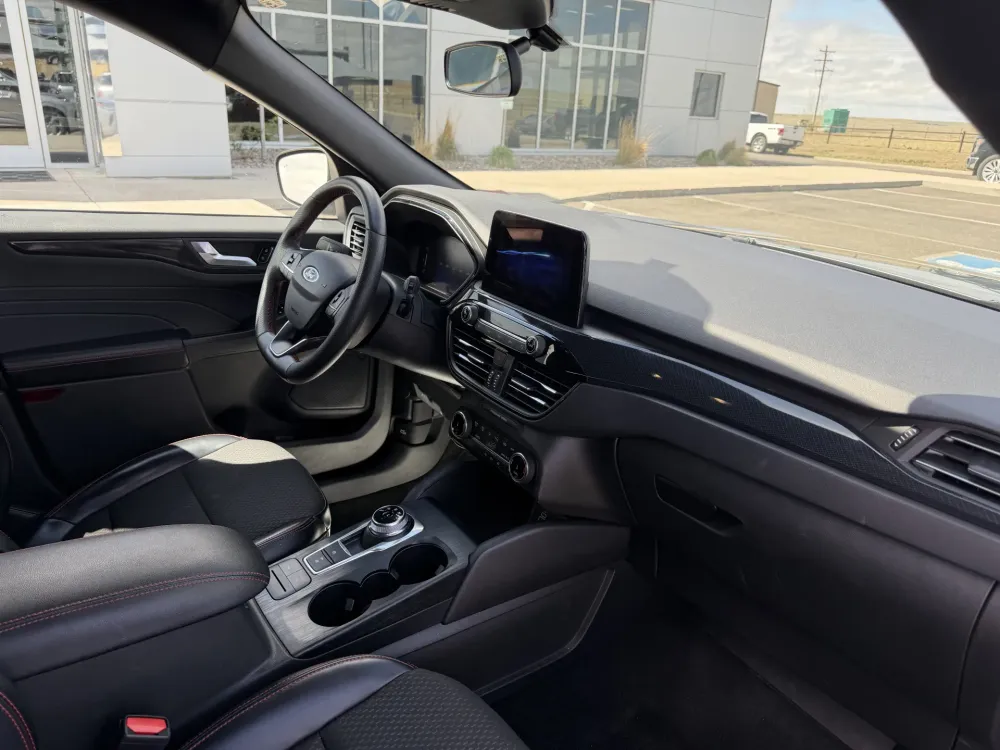 2024 Ford Escape ST-Line - Photo 13