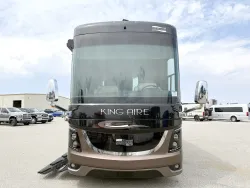 2018 Newmar King Aire 4553 | Thumbnail Photo 24 of 33