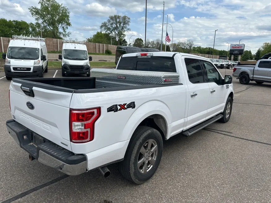 2020 Ford F-150 XLT | Photo 2 of 11