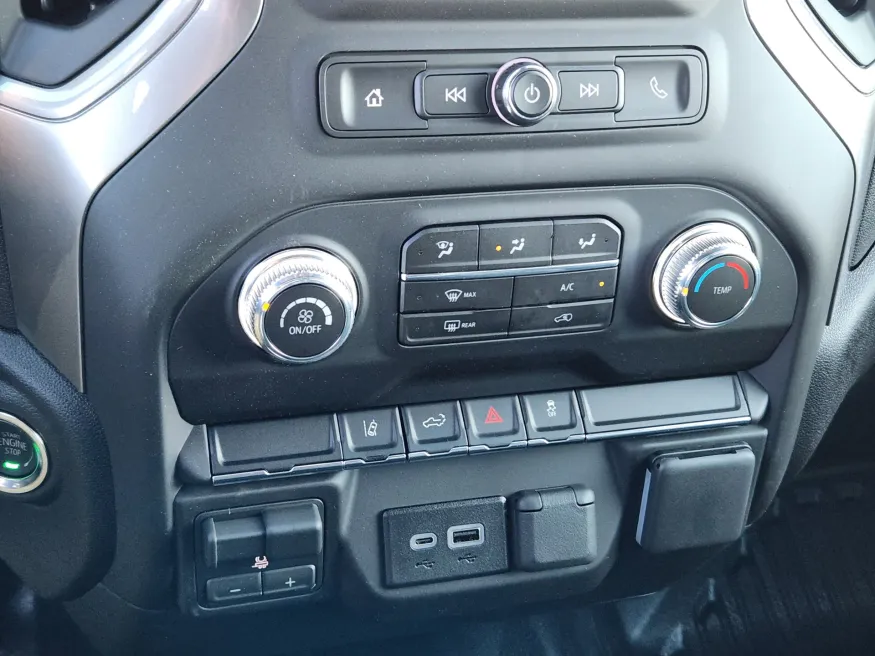 2026 GMC Sierra 2500HD Pro | Photo 13 of 22