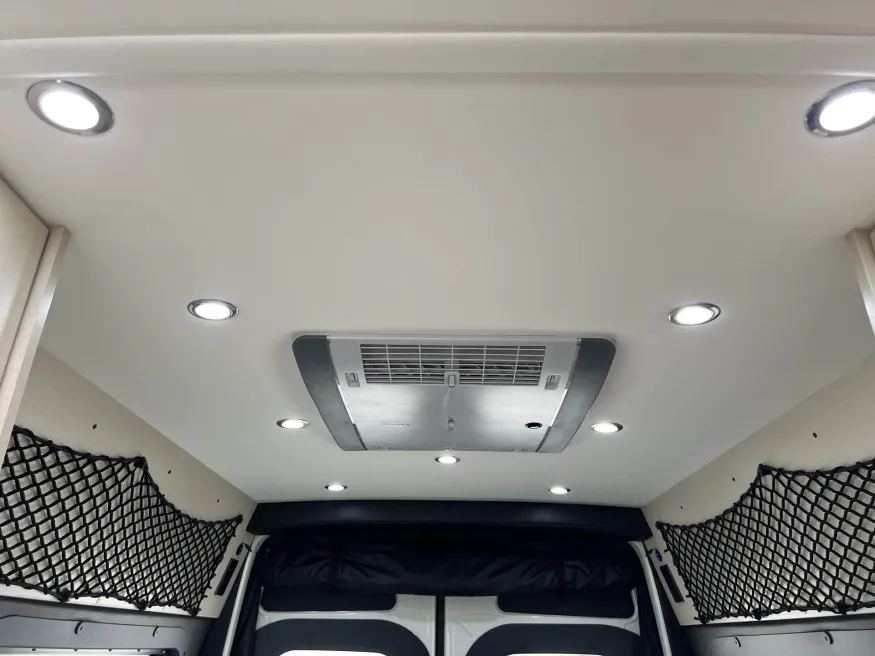 2026 Pleasure-way Plateau RB | Photo 28 of 28