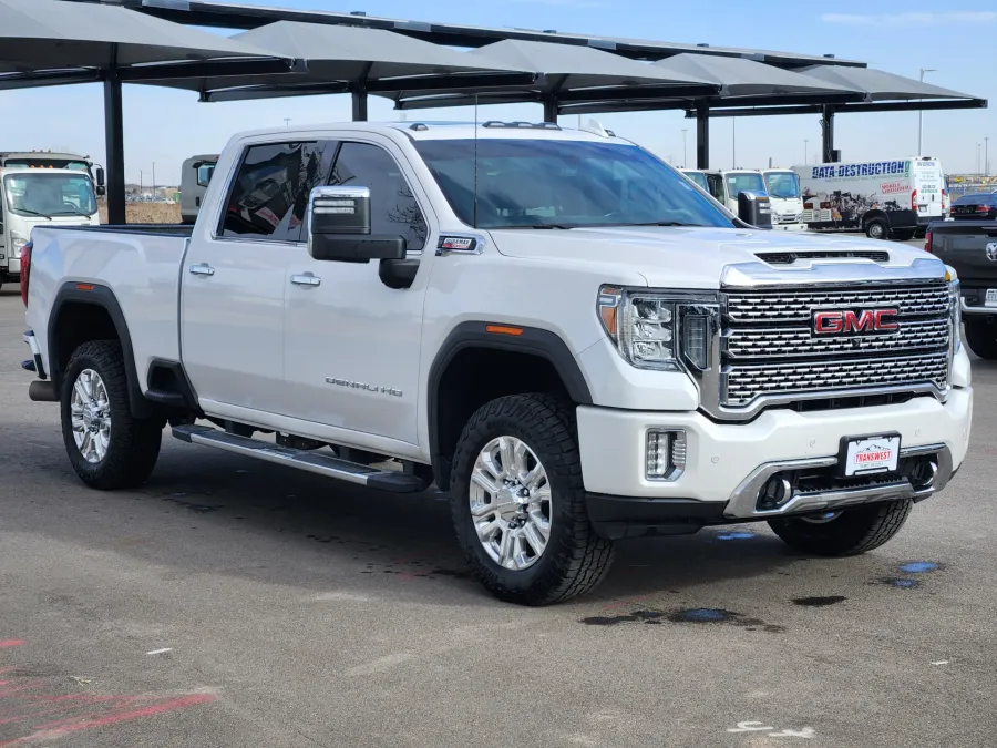2020 GMC Sierra 2500HD Denali | Photo 1 of 6