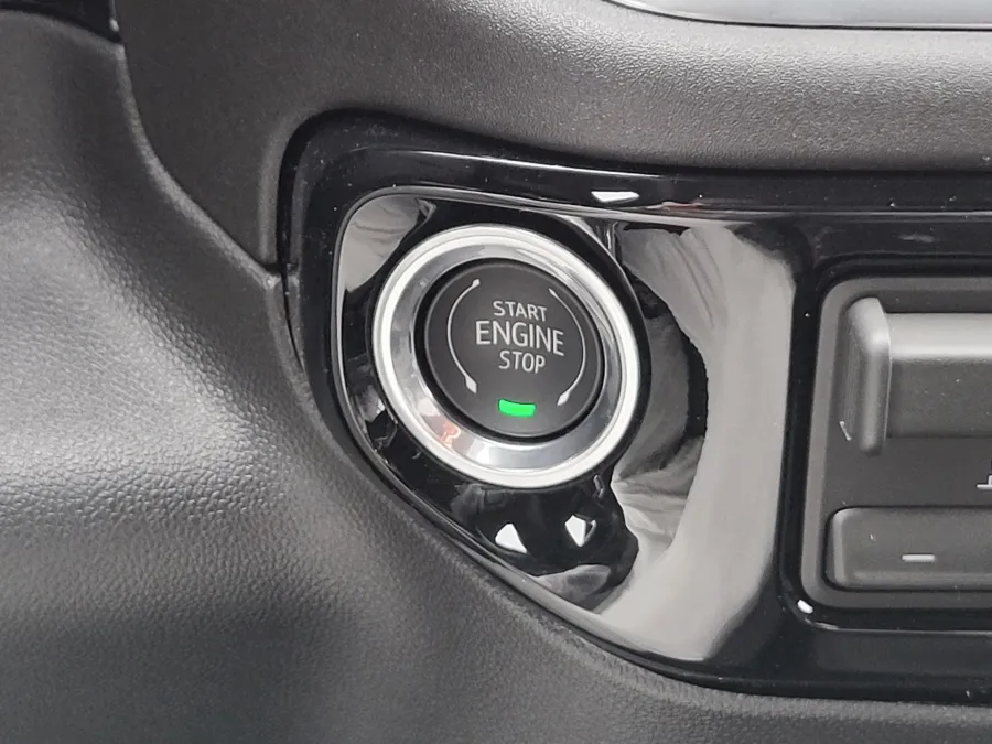 2026 GMC Sierra 2500HD SLE | Photo 17 of 24