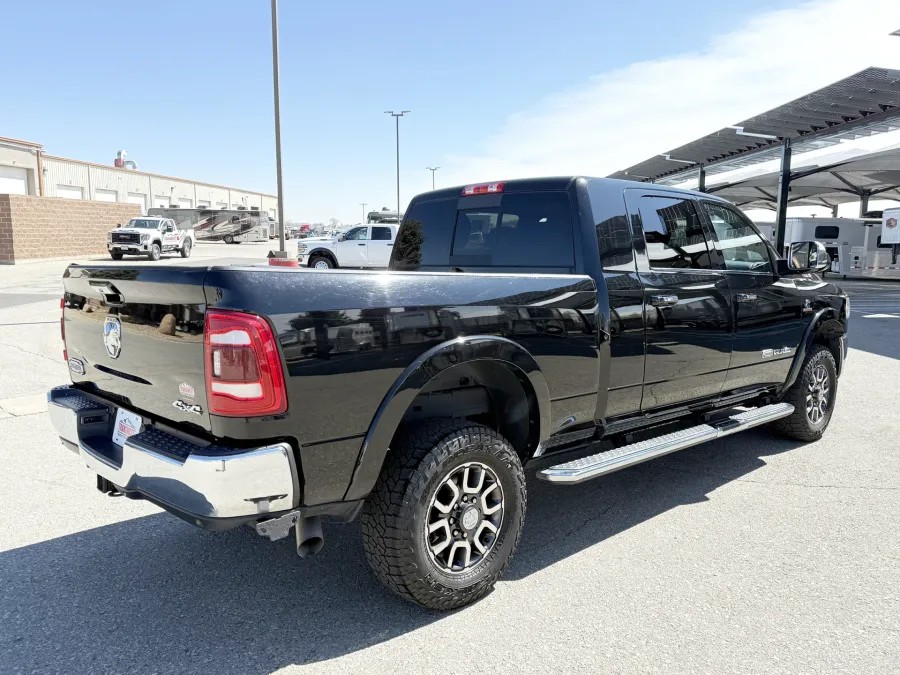 2019 RAM 2500 Laramie Longhorn | Photo 15 of 21