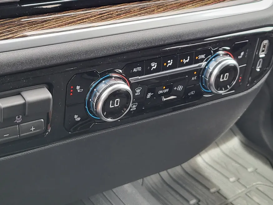 2026 GMC Sierra 1500 Elevation | Photo 16 of 24