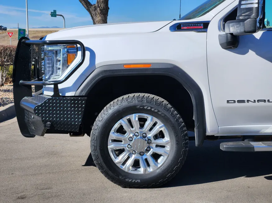 2022 GMC Sierra 3500HD Denali | Photo 4 of 24