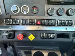 2026 Western Star 47X | Thumbnail Photo 13 of 14