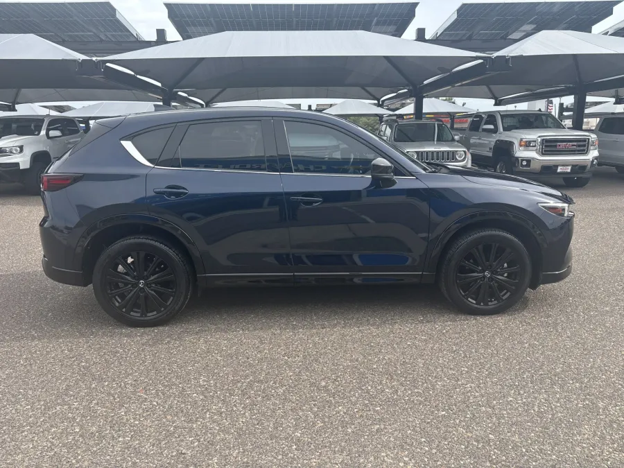 2023 Mazda CX-5 2.5 Turbo | Photo 5 of 21